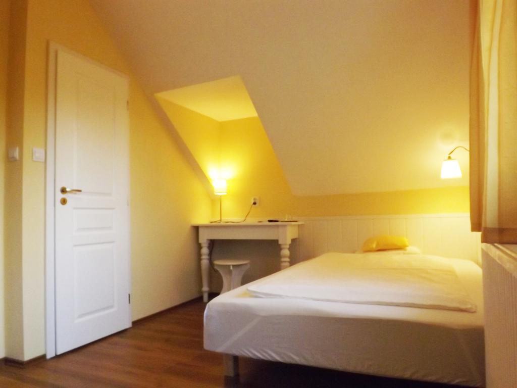 Villa Sipeky Senec Ruang foto